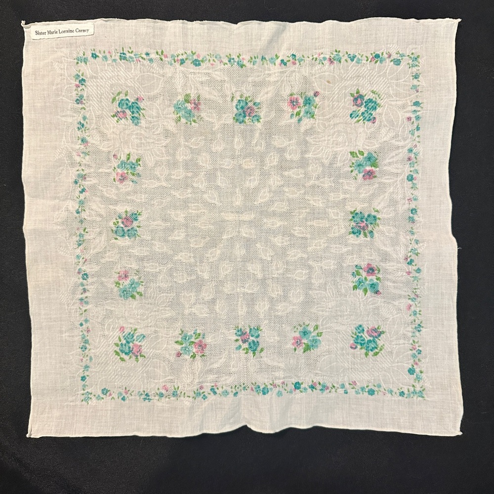 Vintage 20th Century Floral Handkerchief of Sister Marie‎ Lorraine Carney - Picture 2 of 7